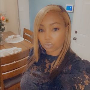 Meet your Posher, Lahoma